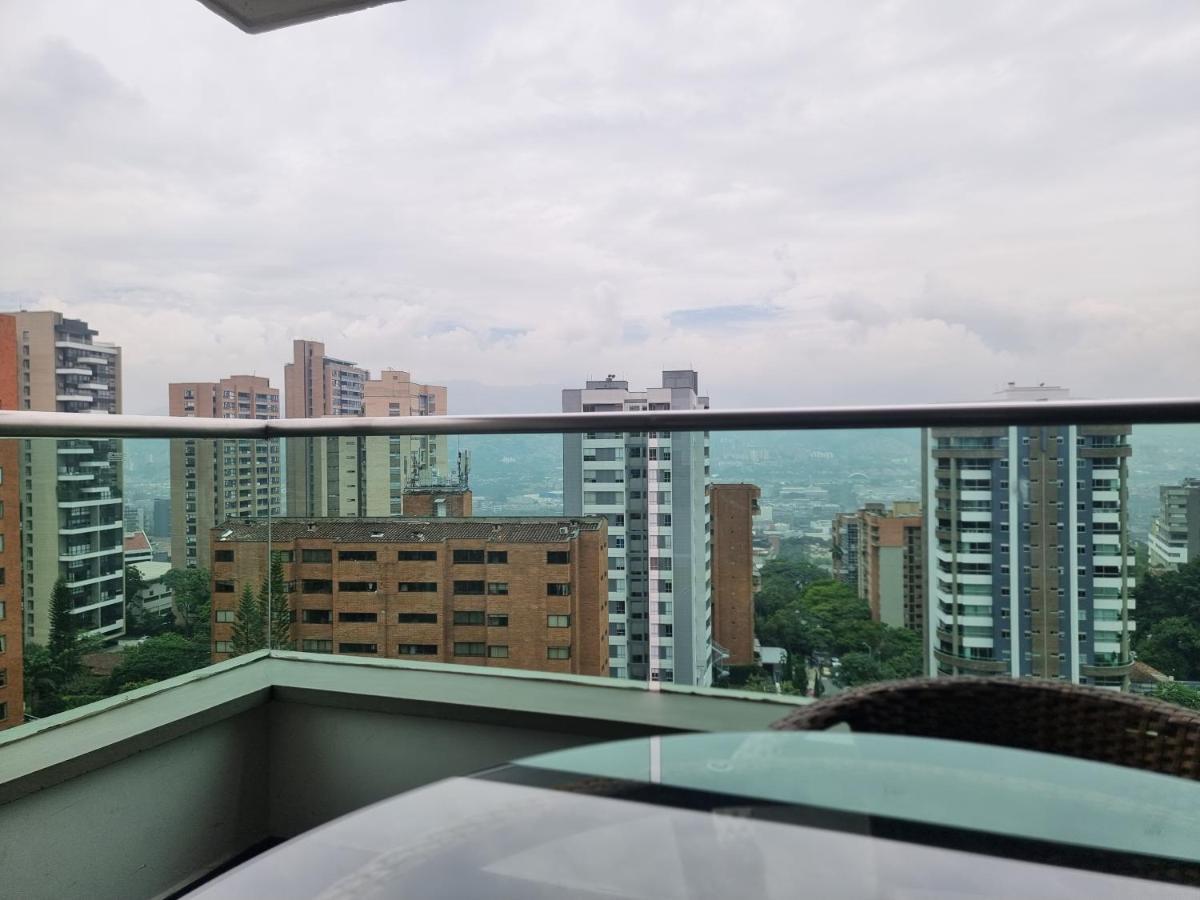 Apartamento En El Poblado, Medellin + 146Mt2 Apartment Exterior foto